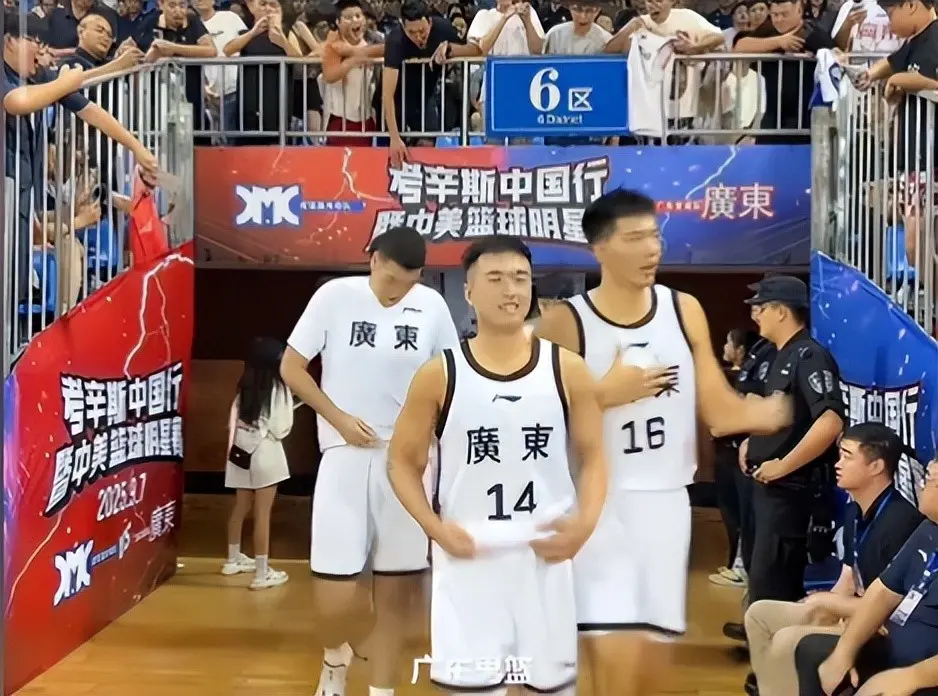 在重庆站比, 这位广东宏, 徐杰将又砍